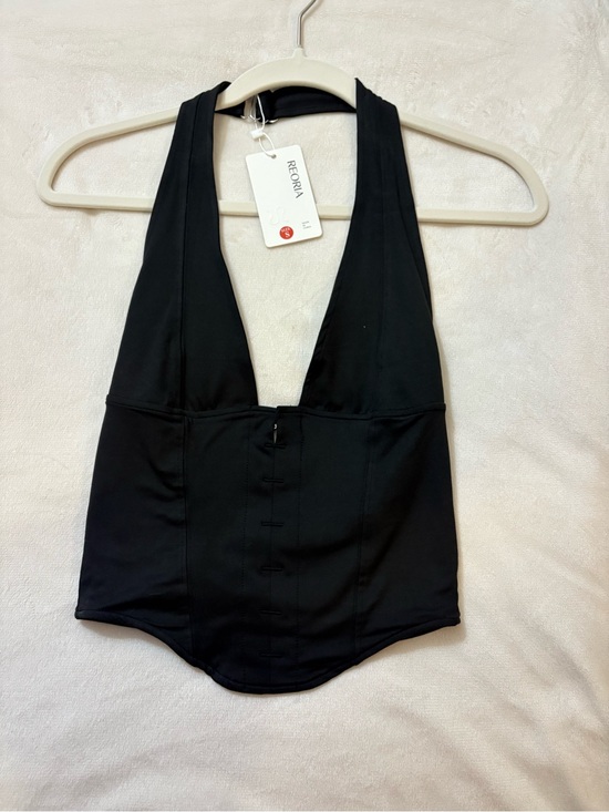ReoRia Tops - NWT Black Corset Style Halter Top with adjustable strap